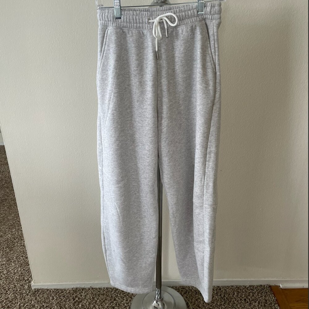 NWT ABERCROMBIE HIGH RISE BARREL SUNDAY SWEATPANTS--WOMEN'S SMALL--GREY - Picture 6 of 11